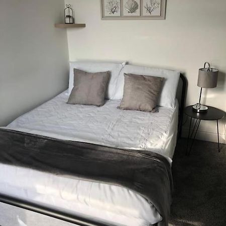 First Floor Apartment With Mountain Views 陶因 外观 照片