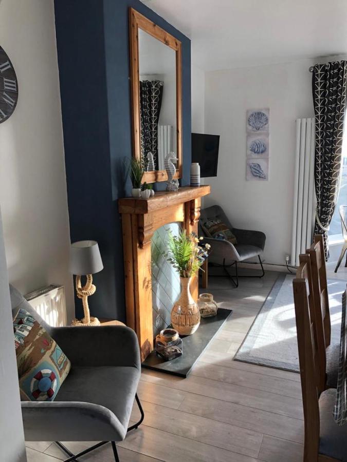 First Floor Apartment With Mountain Views 陶因 外观 照片